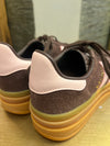 Adidas Gazelle Brown/Pink size 5