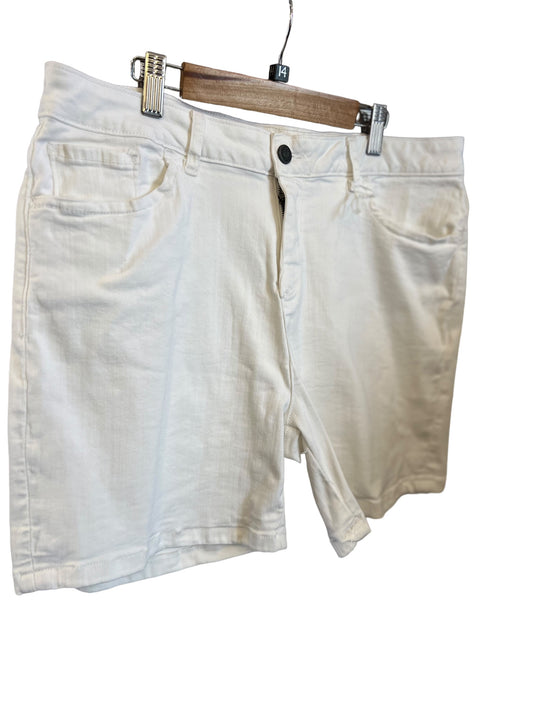 Brooklyn supply white shorts 14
